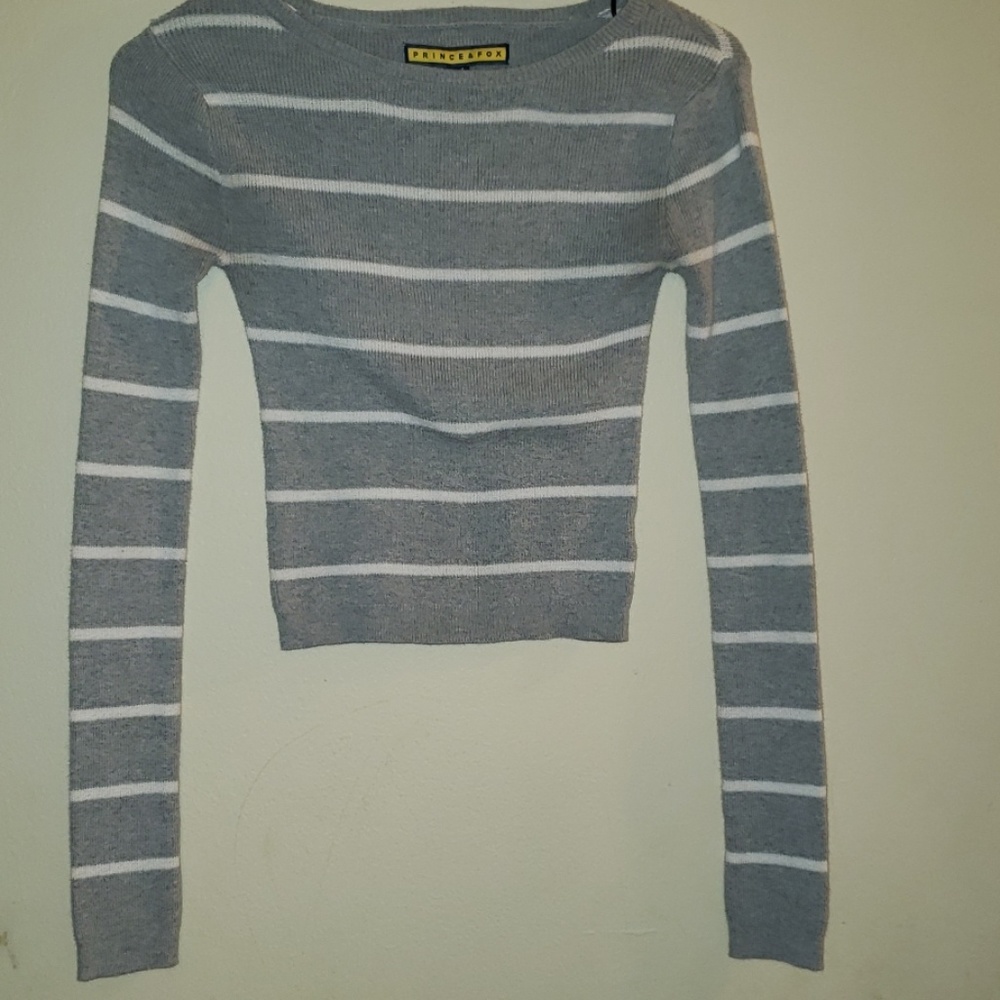 Prince & Fox by Aeropostale womens sweater